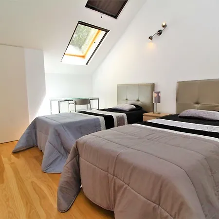 Living Penthouse Apartment *